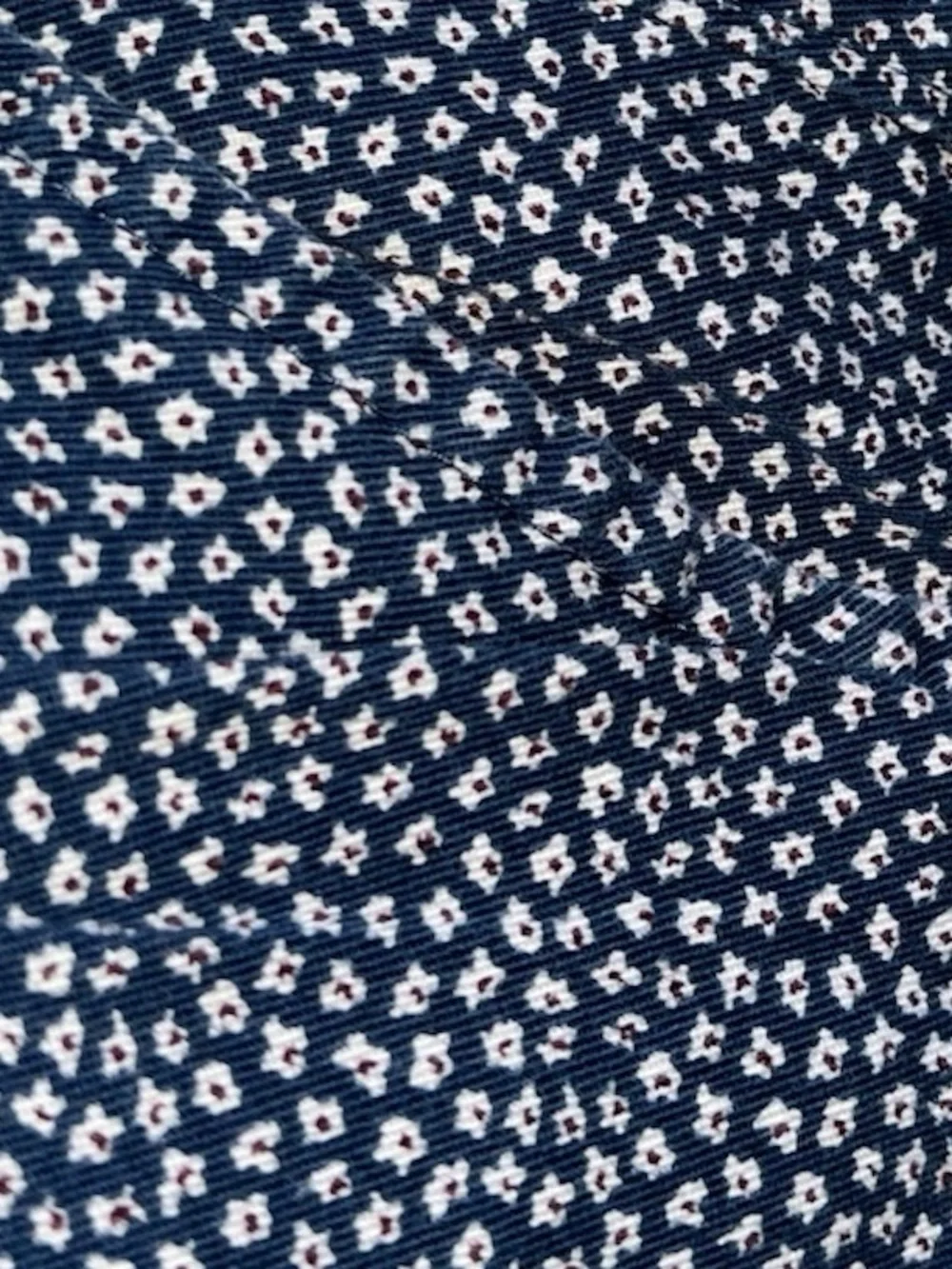 J CREW CLUB SHORTS SIZE 34